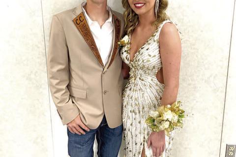 WETUMKA STUDENTS MAKE MEMORIES AT ANNUAL PROM. Cason Crump and Haley People’s were dressed to impress for this year’s prom at Wetumka School!