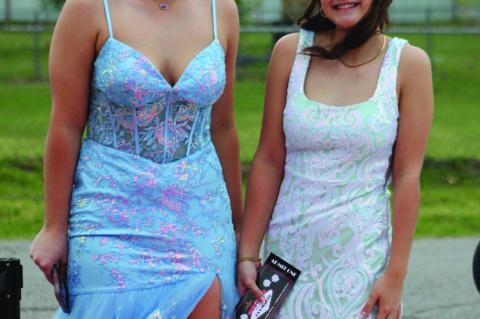 Calvin Students Attend Prom