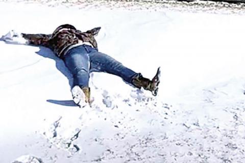 Area kiddos enjoy snow!