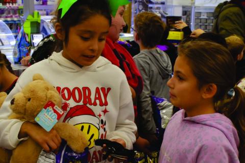 DUSTIN STUDENTS GO CHRISTMAS SHOPPPING! Pictured above are: Kynnedi Hart and Haven Sanders