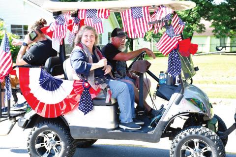 Denny & Carolyn Boren Calvin 4th of July Grand Parade Marshals
