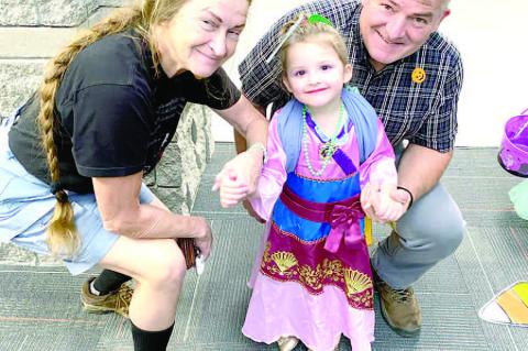 Grandparents Bill and Julie Wilkinson brought Granddaughter Rosie to see her dad, Gunner