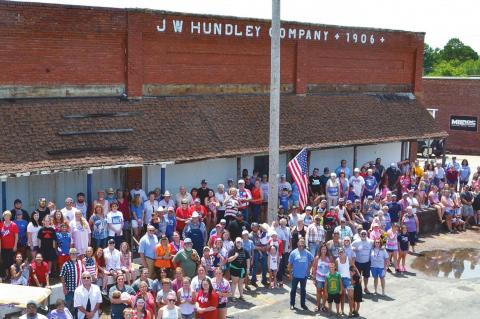 Patriots gather in Calvin to celebrate 4th!