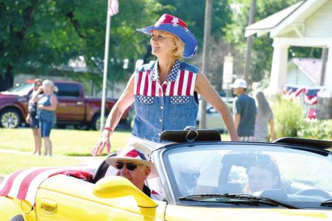 Denny & Carolyn Boren Calvin 4th of July Grand Parade Marshals