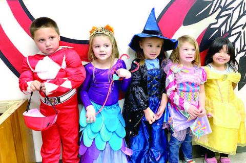 Rooster Poole, Brittlee Putman, Madeline Hicks, Luna Mc-Coy, and Kolene Reed