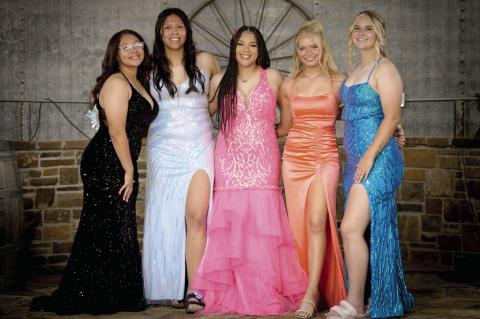 BEAUTIFULLY DRESSED FOR THIS YEAR’S WELEETKA PROM ARE (left to right) Hadlea Pigeon, Loryn Manley, Ivionna Drake, Jaylen Scott, and Emma Cunningham. (Photo courtesy of Peace Offerings, LLC)