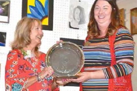 Kathi Lee was recently presented with the DIANA Award by the Holdenville Epsilon Sigma Alpha Organization. She is pictured above Hillary PItts who presented her with the award.