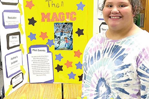 6th Graders Host Reading Fair