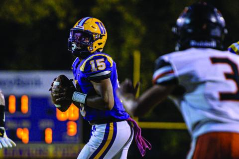 Weleetka Outlaws Crush Keota 66-14, Remain Undefeated