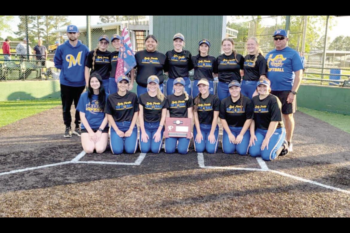 MOSS SLOWPITCH GETS REGIONAL RUNNER-UP. Back row: Assistant Coach Tucker Brown, Sloane Van Haren, Landri Mills, Leah Harjochee, Elexis Stafford, Tanna Brown, Laney Moreno, Graycee Janes, Head Coach Mark Qualls Front row: Hailey Peters, Makaylie Crawford, 